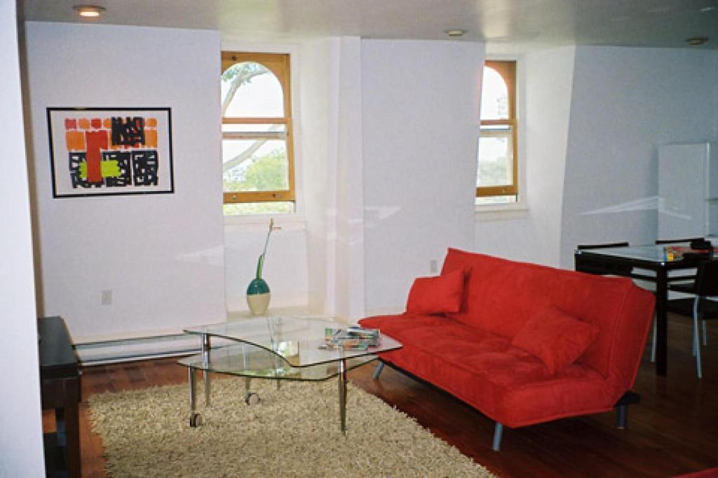 Absolute 1000 Islands Monthly Suites Gananoque Δωμάτιο φωτογραφία