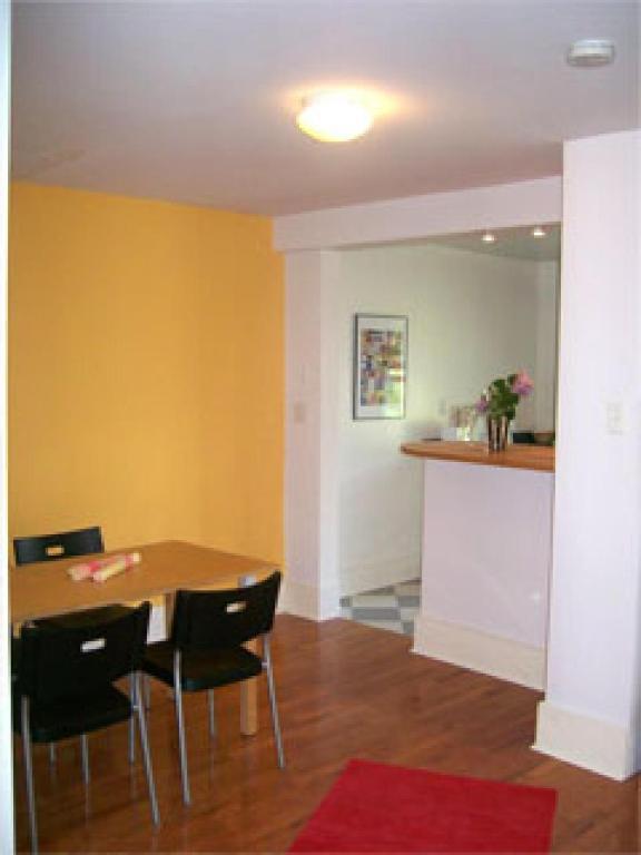 Absolute 1000 Islands Monthly Suites Gananoque Δωμάτιο φωτογραφία